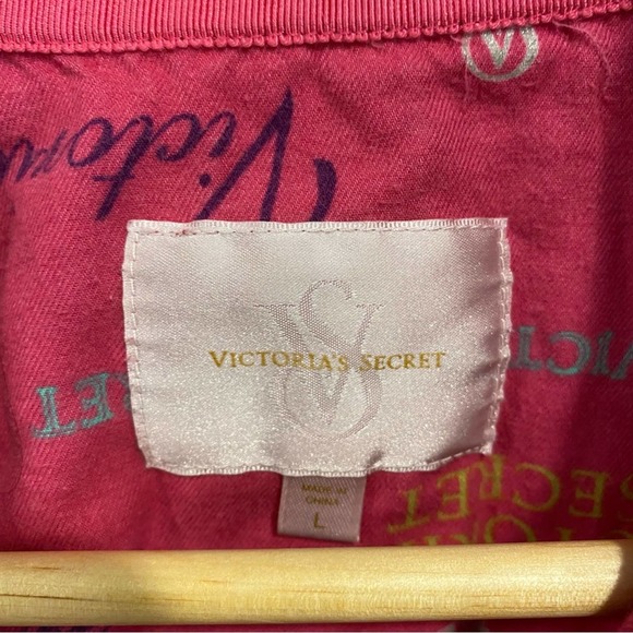Victoria’s Secret Pink Patterned Button Down Pajama Top L - Picture 3 of 5